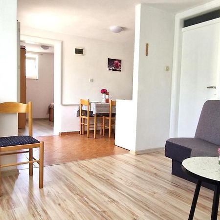 Apartment Jagoda Krk Town Εξωτερικό φωτογραφία